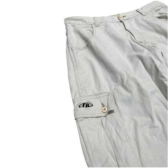Interstate White Baggy Cargo 90’s Skate Pants - Picture 4 of 7